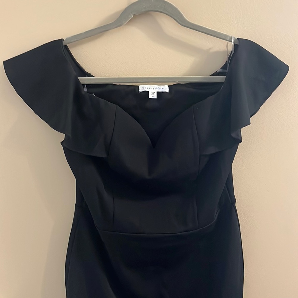 Black mermaid style dress - brand new!